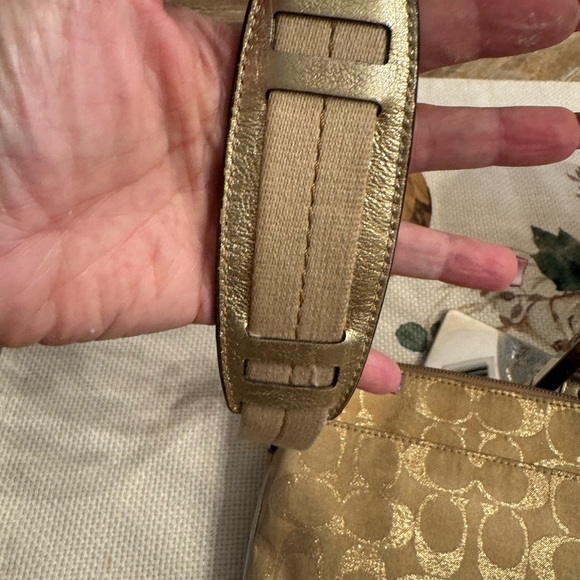 Coach Crossbody - Picture 7 of 15